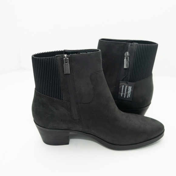 Vionic  - Shantelle Ankle Boots — 11 Wide Width - Picture 7 of 10